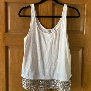 Cute tank top!